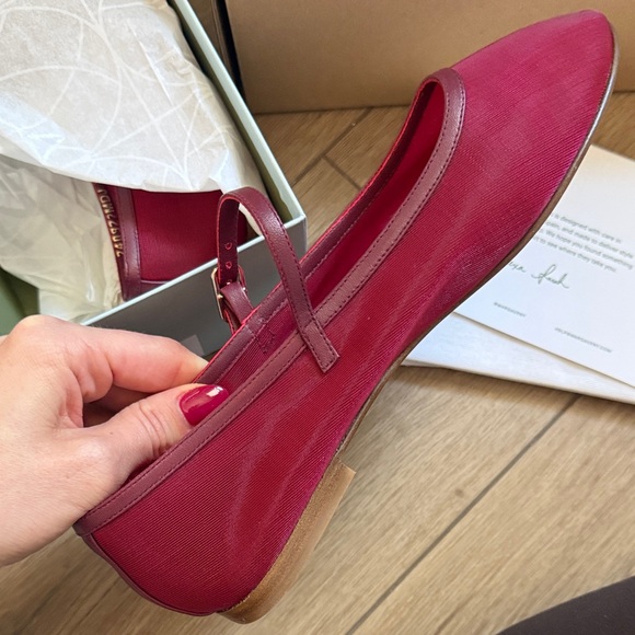 Margaux Women's Burgundy Flats - Picture 3 of 3